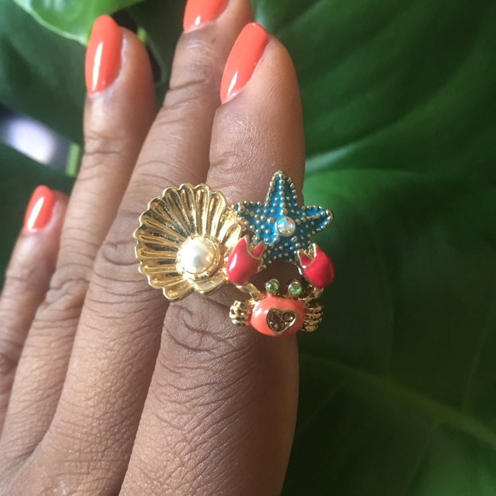 Betsey Johnson CRAB STARFISH SHELL CLUSTER Ring